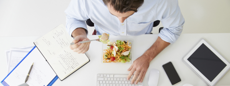 Обед в офисе: чем побаловать себя этим летом