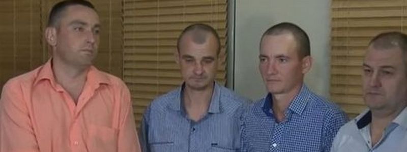 Возвращение украинских пленных домой, смерть президента Туниса и крушение самолета в США: ТОП новостей дня