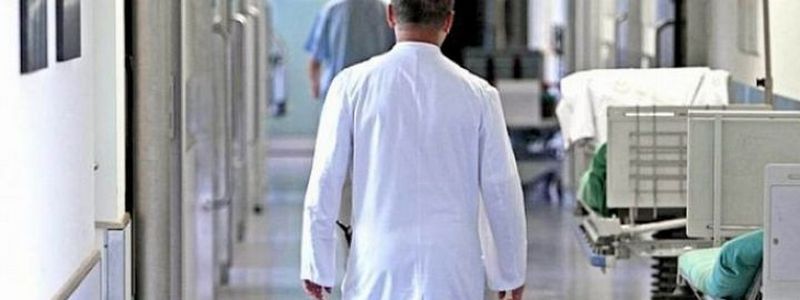 В каких случаях врач может отказаться лечить пациента