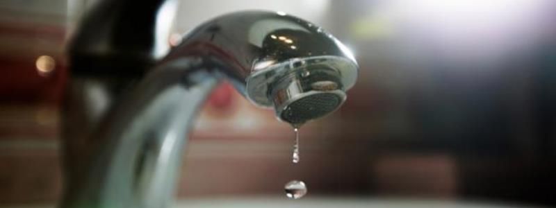 В Киеве авария оставила без воды дома на пяти улицах: адреса