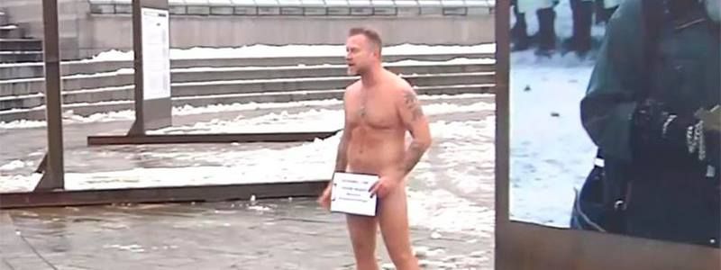 Мухарскому понравилось сниматься голым и он пошел покорять Майдан