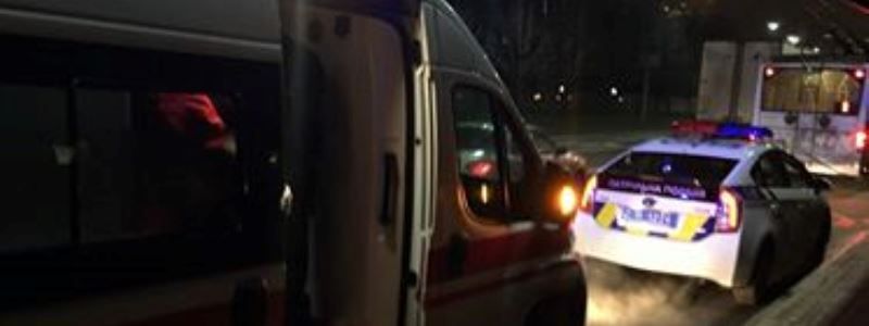 В Киеве дерзкие кавказцы избили и километр тащили парня на капоте: первые подробности