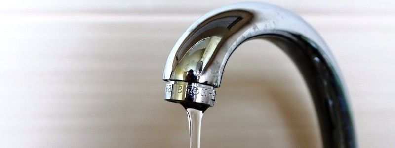 В Киеве на трех улицах отключат воду: узнай адреса