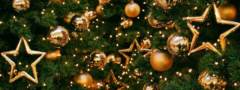 Поздравления с Новым годом 2018: короткие и прикольные СМС в стихах и прозе