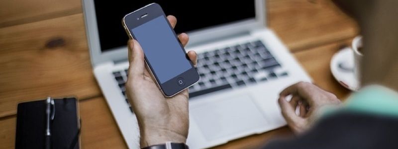 Поздравить любой ценой: как дозвониться друзьям в Новый год, если сеть перегружена