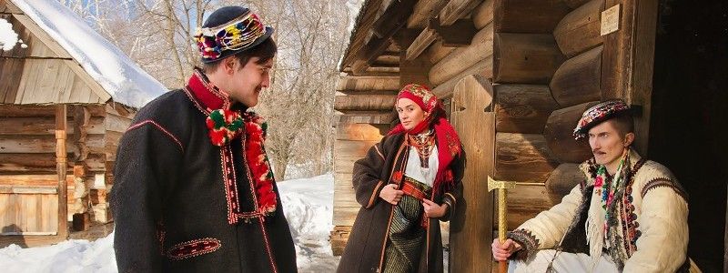 Украинские чиновники устроили рождественский флешмоб и "спели" колядку