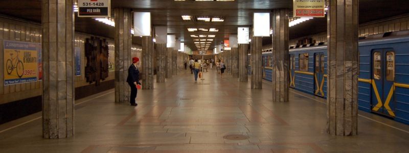 В метро Киева сняли экшен-ролик для британской компании