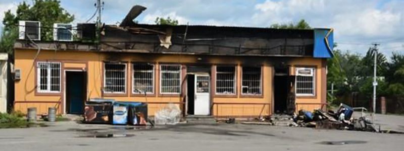 Под Киевом сожгли магазин депутата