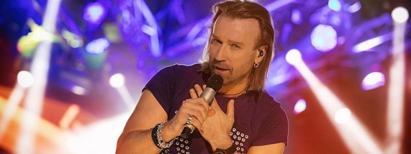 Олег Винник стал первым певцом в мире, чей образ появился в Google Pay и Apple Pay