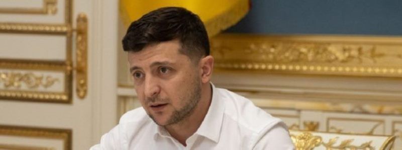 Зеленский рассказал про президентские кортежи, пробки и желтые браслеты