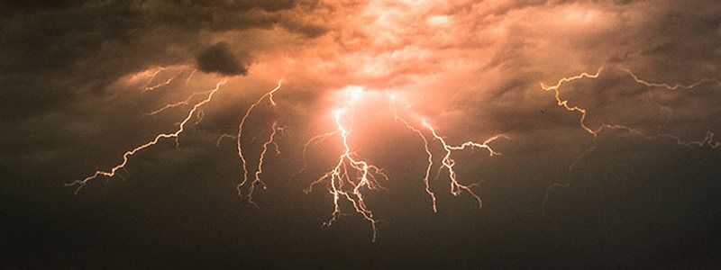 Хакеры взломали сайт компании-партнера ФСБ, в Индии молния убила девять человек, а Трамп заступился за A$AP Rocky: ТОП новостей дня