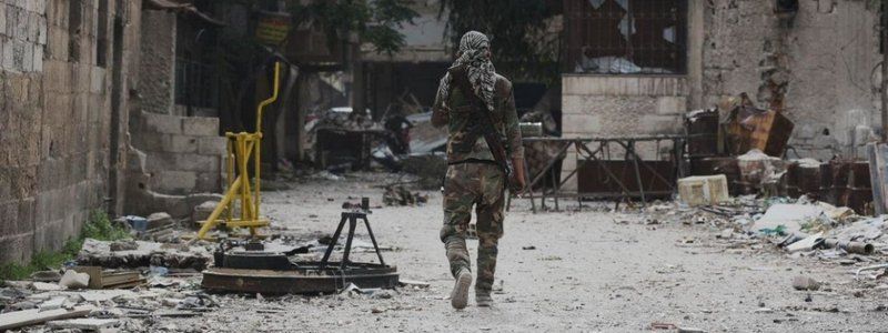 Ограбление принца Венеции, смерть актера "Спортлото-82" и атака авиацией в Сирии: ТОП новостей дня