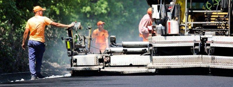 Делать каждую дорогу всю и сразу: как в Украине улучшить качество строительства и прекратить распил бюджета