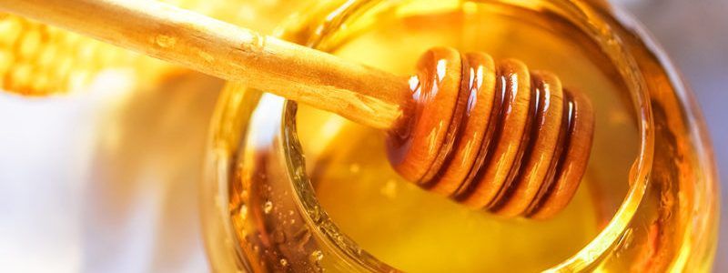 У Києві відбудеться свято меду до Маковія: як створювалися українські традиційні обряди та що буде на ярмарку солодощів