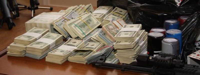 Под Киевом следователь украл у коллеги вещдоки, чтобы купить телевизор и часы