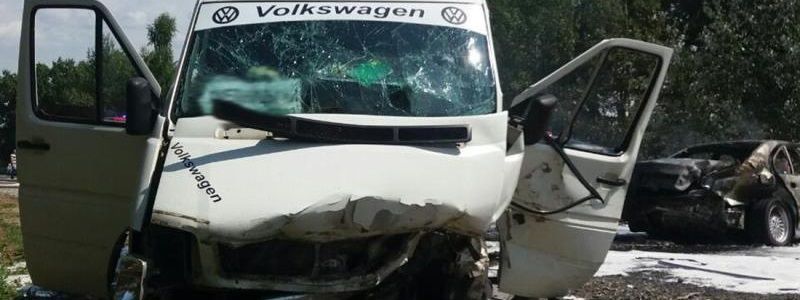 Масштабное ДТП с 24 пострадавшими под Житомиром, долгожданный альбом Slipknot и уход Луиса из "Челси": ТОП новостей дня