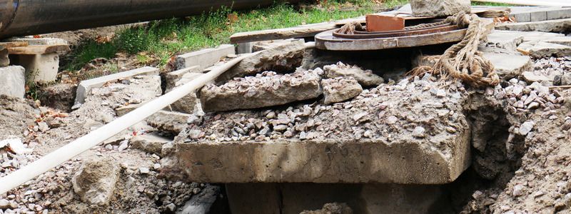 В Киеве на Мостицкой продолжают ремонт канализации после прорыва: что там сейчас