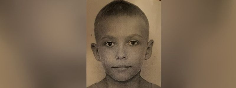 В Киеве пропал 13-летний подросток в разноцветных шортах с ромбами