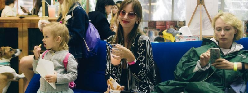 Полсотни издательств, современные авторы и Джамала: что подготовил литературный Кураж Базар в Киеве