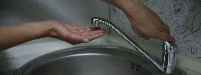 В Киеве на Печерске более сотни домов остались без горячей воды: адреса