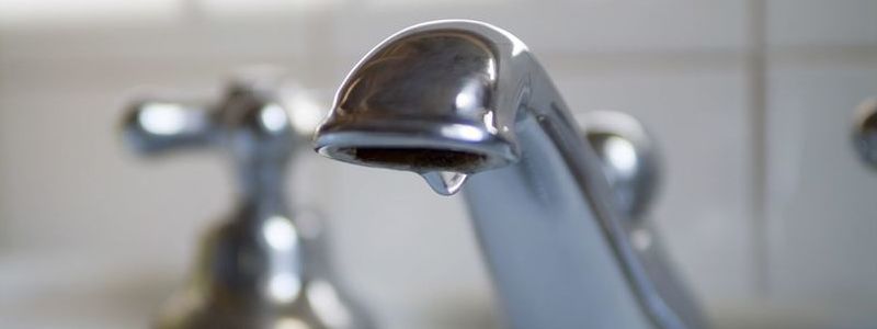 В Киеве до конца лета будут отключать воду: кому и когда