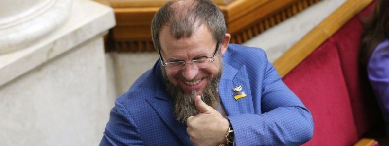 Первое кнопкодавство в новой Раде, презентация Apple 2019 и смертельный тайфун в Японии: ТОП новостей дня