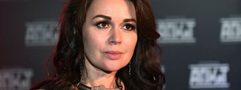 Кровавая победа Тайсона Фьюри, новый "Х-Фактор" и состояние Заворотнюк: ТОП новостей дня