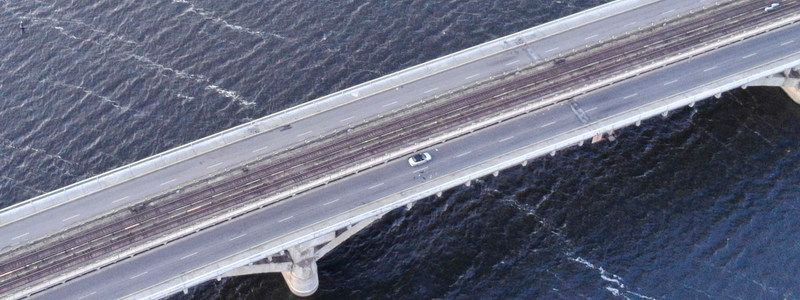 Минирование моста Метро, смертельное ДТП под Киевом и Comic Con Ukraine: неделя в фото