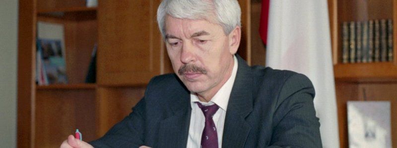 Жуткое ДТП в Симферополе, новшество от Apple и смерть первого Президента Крыма: ТОП новостей дня