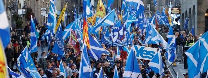 Переговоры КНДР и США, марш за независимость Шотландии и массовые протесты в Ираке: ТОП новостей дня