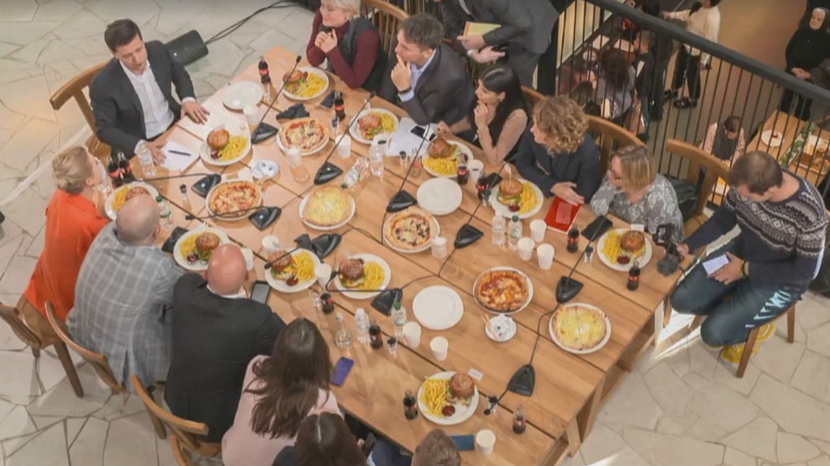 Чем обедали Зеленский и журналисты во время пресс-марафона в Kiev Food Market