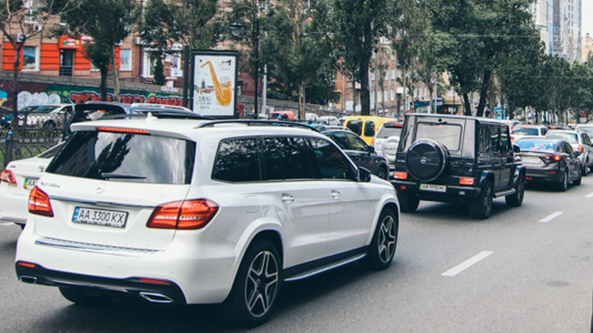 В центре Киева из-за футбола перекроют улицы и ограничат движение транспорта: схема