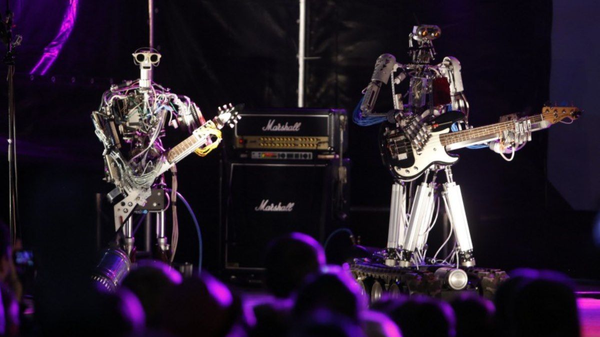 Олег Скрипка откроет выступление рок-группы роботов Compressorhead в Днепре