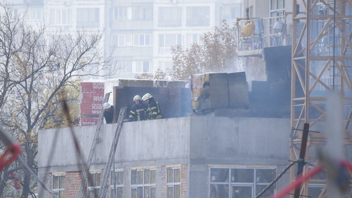 В Киеве на Левобережной горел ЖК «Галактика»