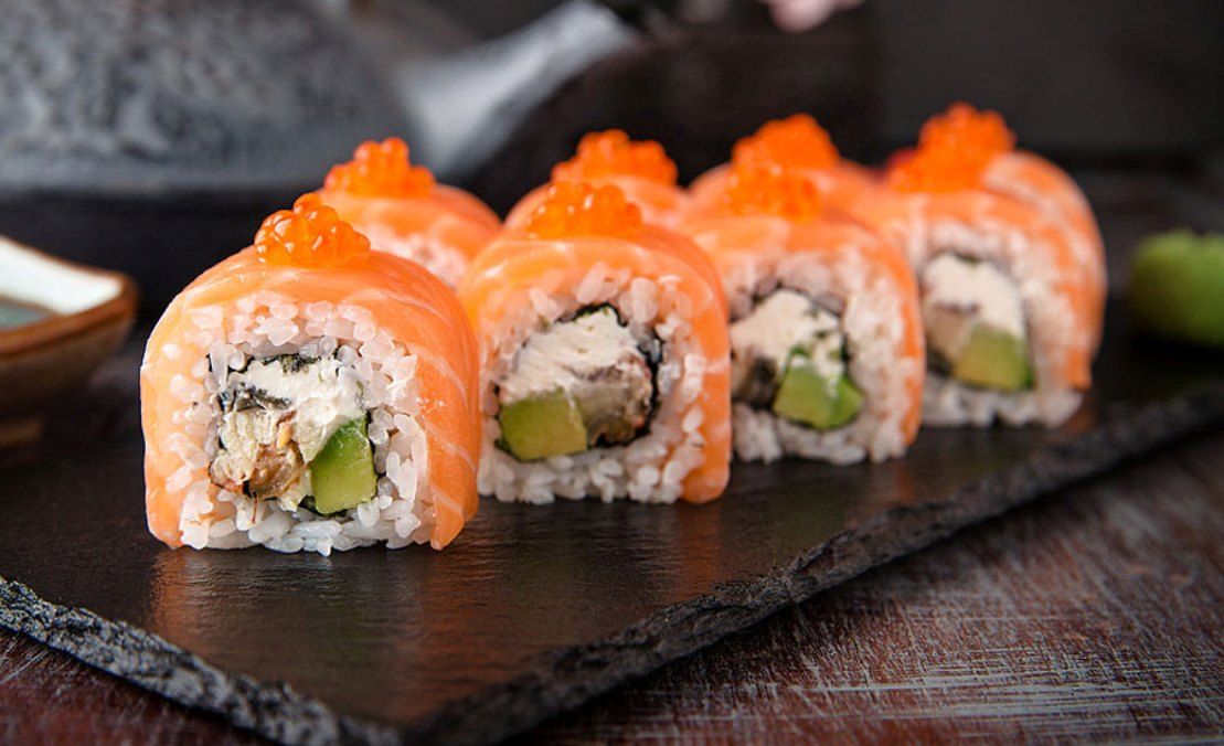 Где в Киеве заказать суши и роллы: ТОП сервисов доставки