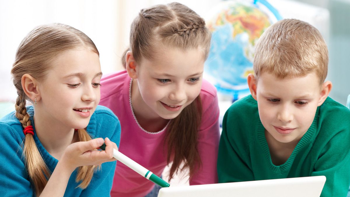 Благодійний Фонд "Благомай" разом з Інофрматором запускають спільний проект: як допомогти дитячим будинкам України