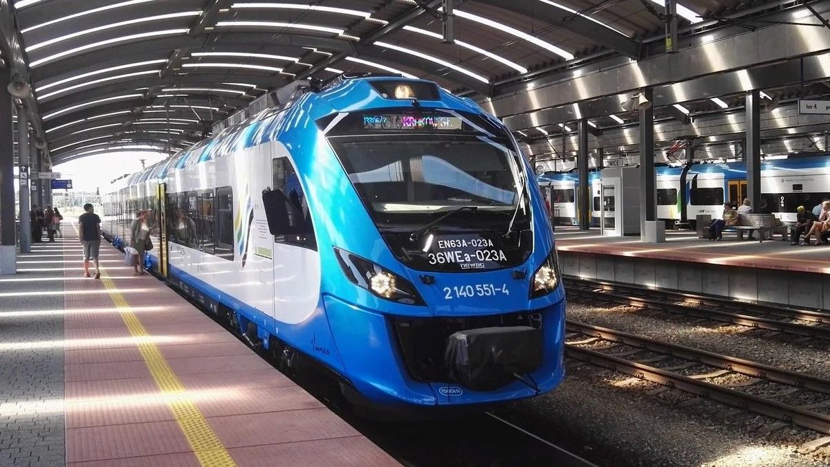 Укрзалізницю планують розділити на три компанії: які наслідки для українців