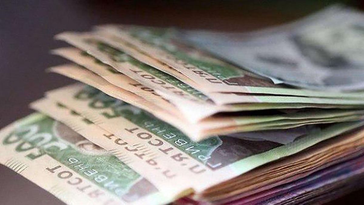 Кому в Киеве платят больше всех и на какие профессии спрос