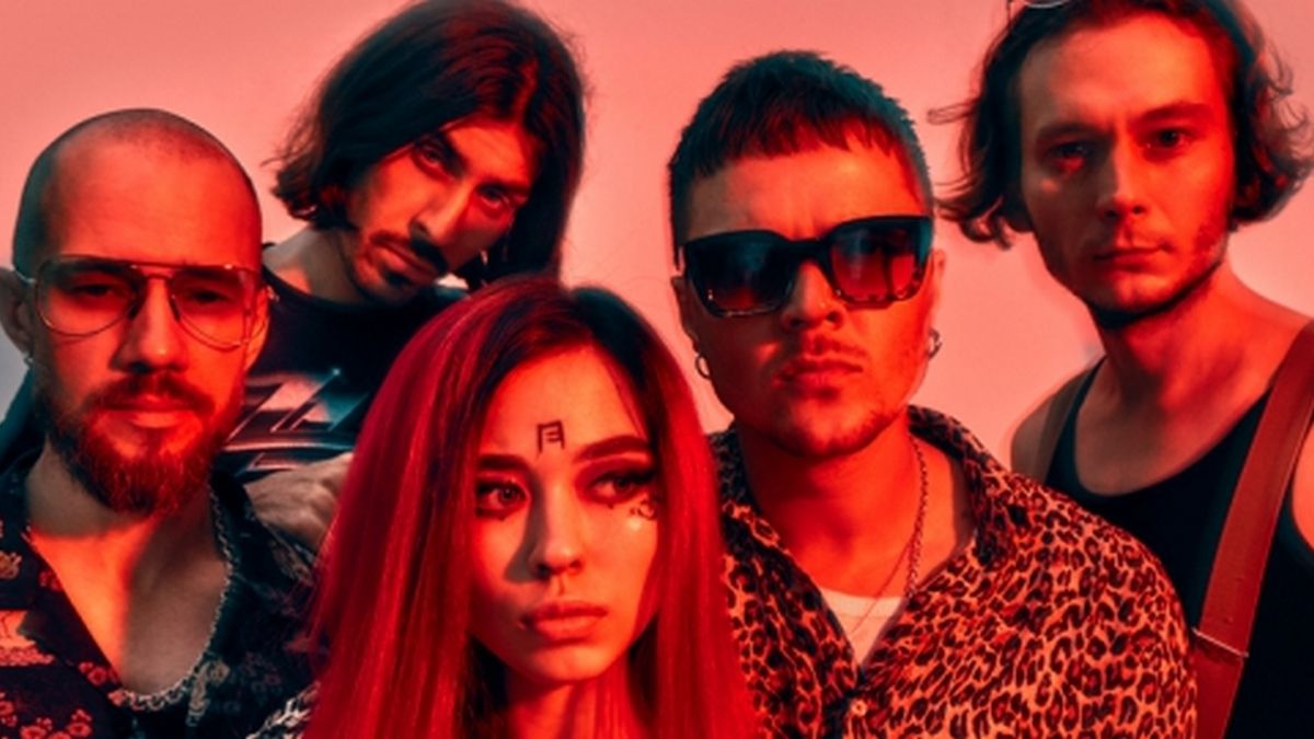 Что послушать в машине: ТОП новых украинских треков в дорогу