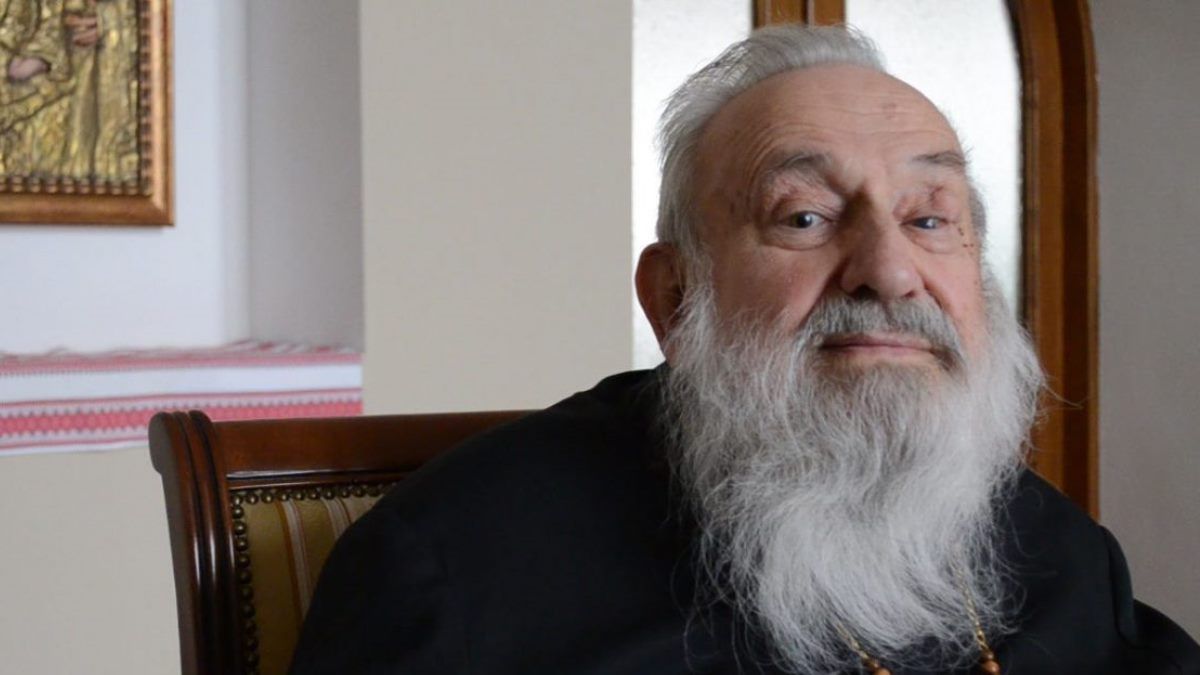 Проспект Комарова в Киеве переименовали в честь Любомира Гузара