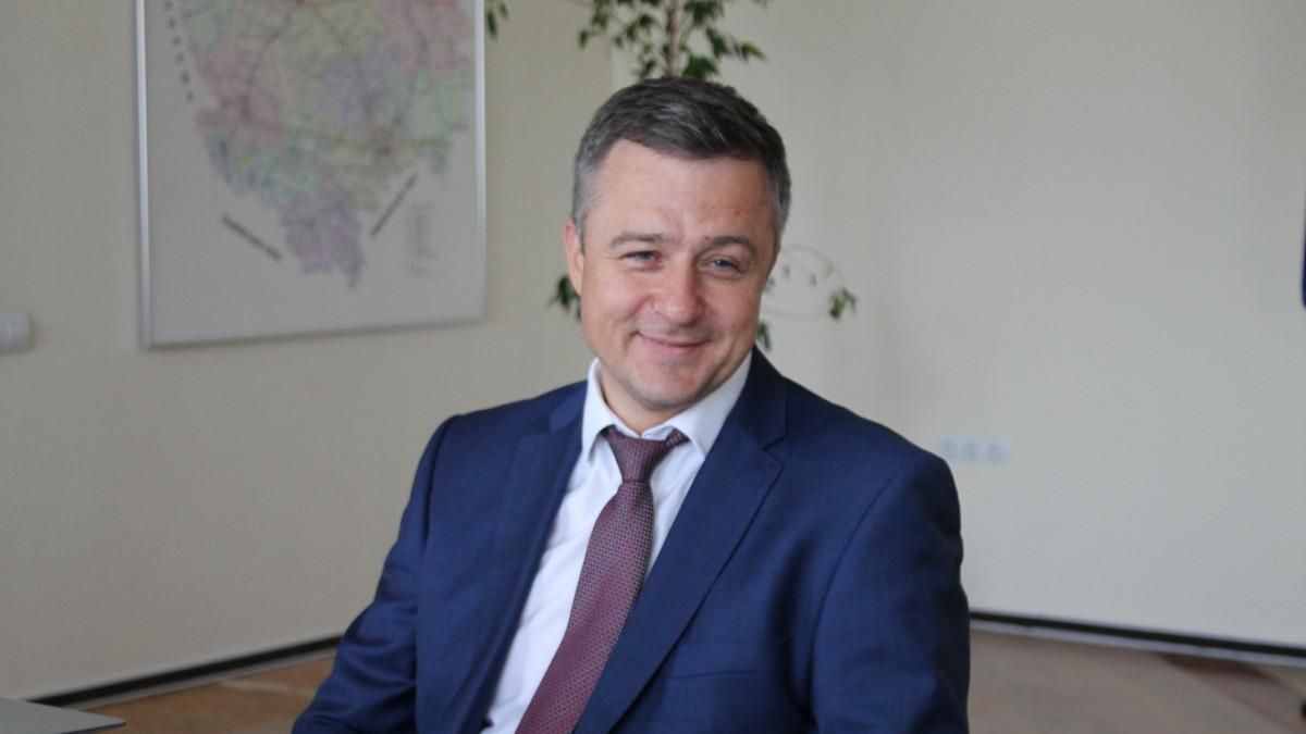 Уполномоченный Зеленского Николай Кулеба попал в аварию с детьми: один ребенок и он в тяжелом состоянии