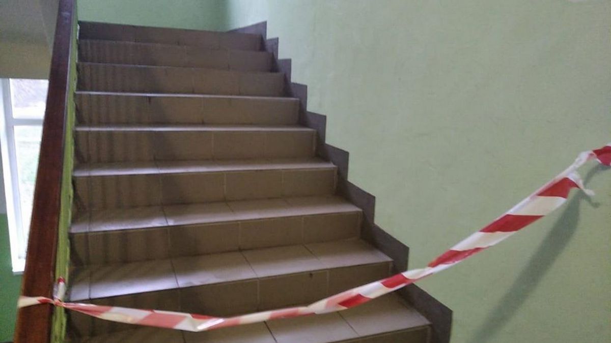 Под Киевом ученики школы забрызгали друг друга газом: 15 детей получили ожоги