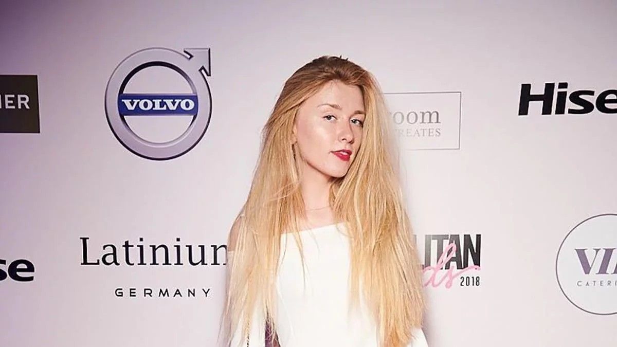 Увольнение Евгении Плихиной из Cosmopolitan, драка Бужанского с Леросом и отмена концертов "Вороваек" в Украине: ТОП новостей дня