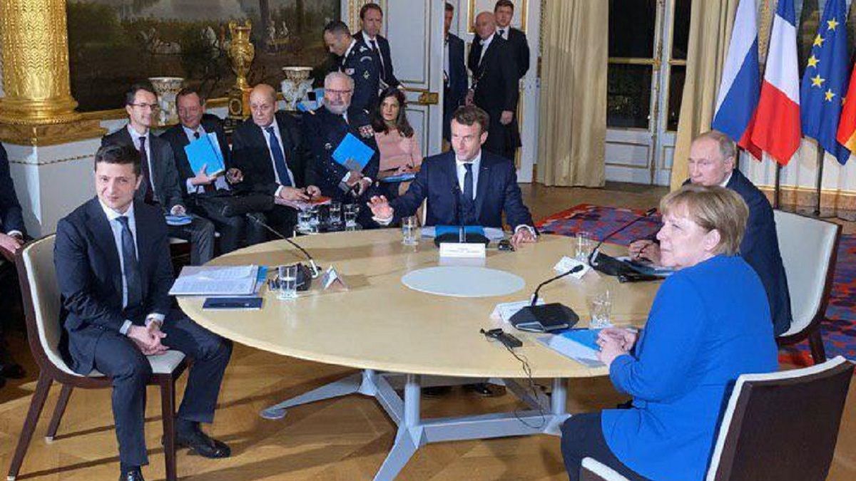 В Одессе из под завалов достали еще два тела, Нормандская встреча во Франции и смертельное отравление детей в Черниговской области: ТОП новостей дня