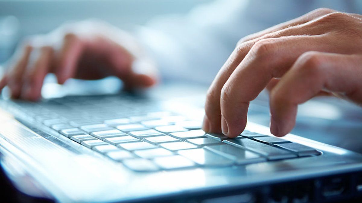 Сайт "Миротворец" прекратит работу: все что известно