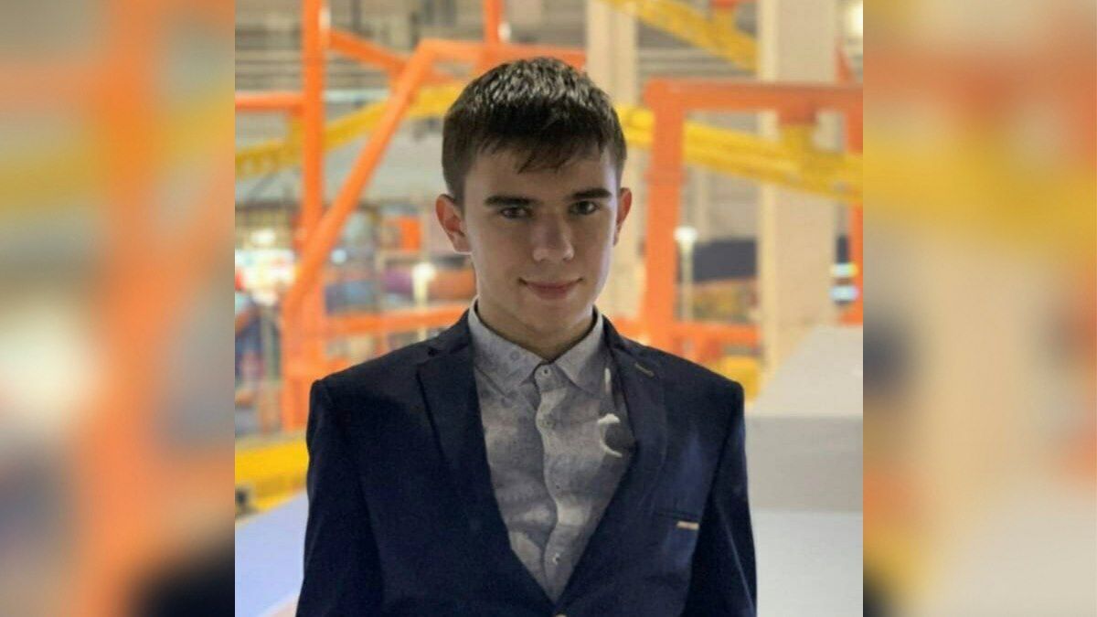 В Киеве пропал 16-летний парень с голубыми глазами