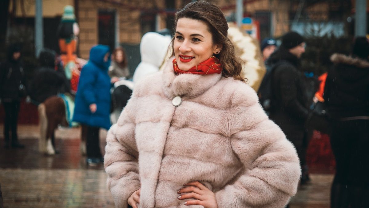 Праздничная столица в лицах: как жители Киева отдыхают на Софийской площади