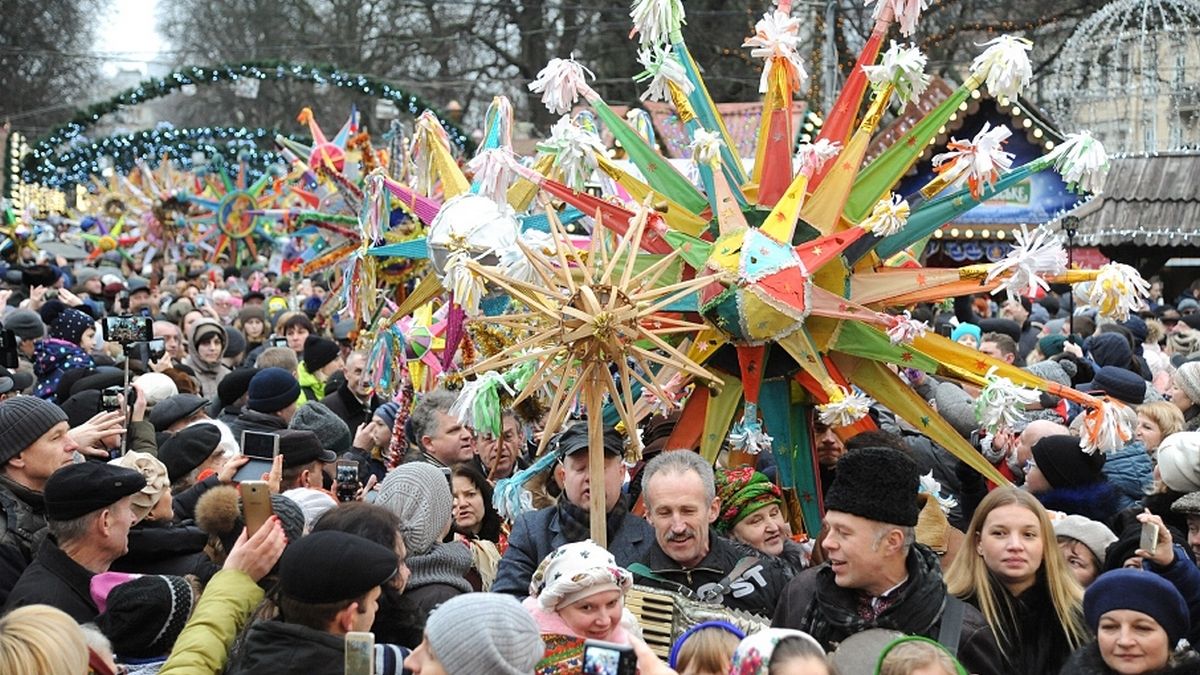 В Киеве из-за Шествия звездочетов перекроют улицы и могут закрыть станции метро: подробности