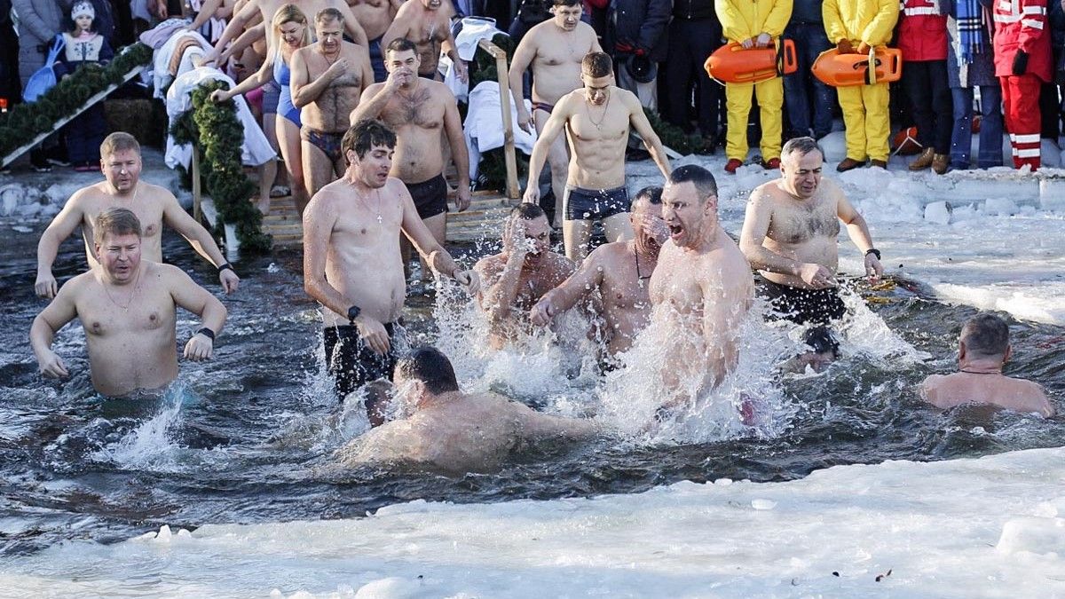 Где в Киеве безопасно окунуться на Крещение 2020: локации всех районов