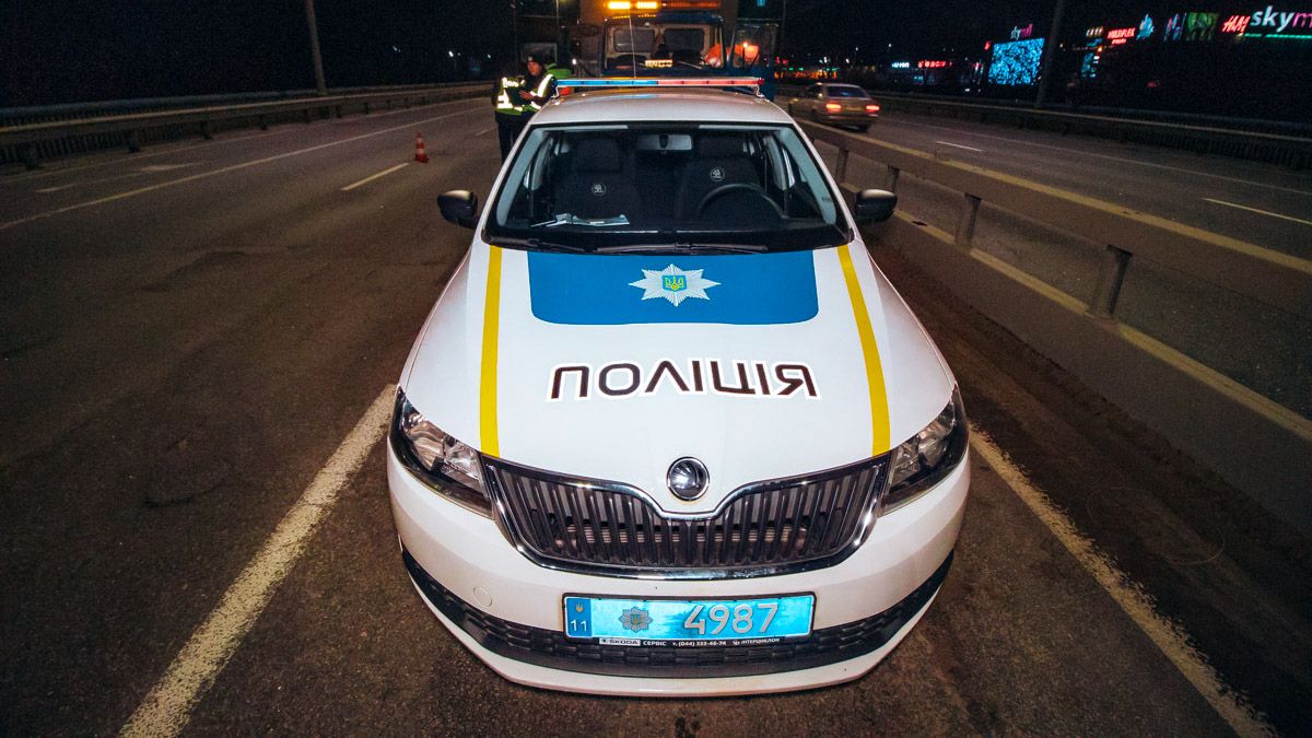 В Киеве двое парней брали предоплату для трудоустройства за границей и пропадали: фотографии мошенников